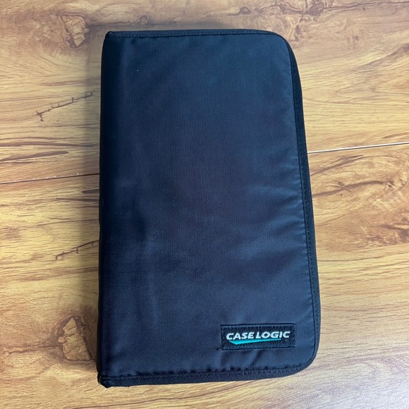 Case Logic Other - Case Logic CD DVD Storage Binder Black Nylon 48 Capacity Zippered Wallet Case